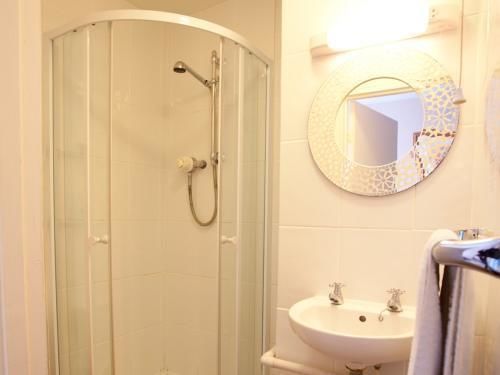 The Witney Guest House エクステリア 写真
